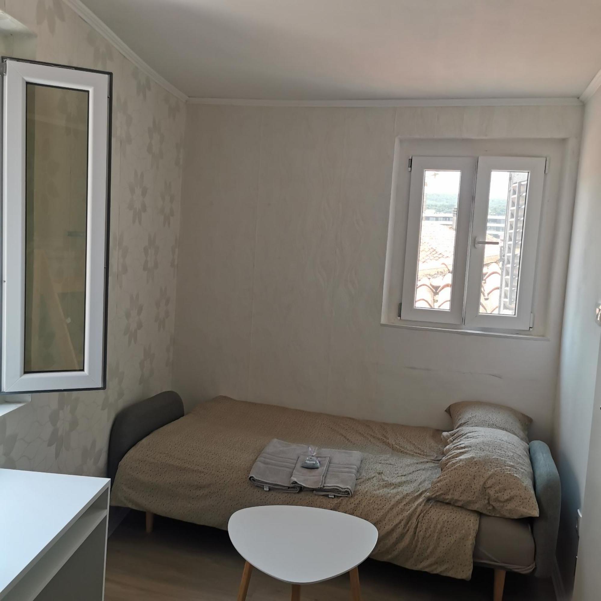 Apartma Jelena Daire Koper Dış mekan fotoğraf