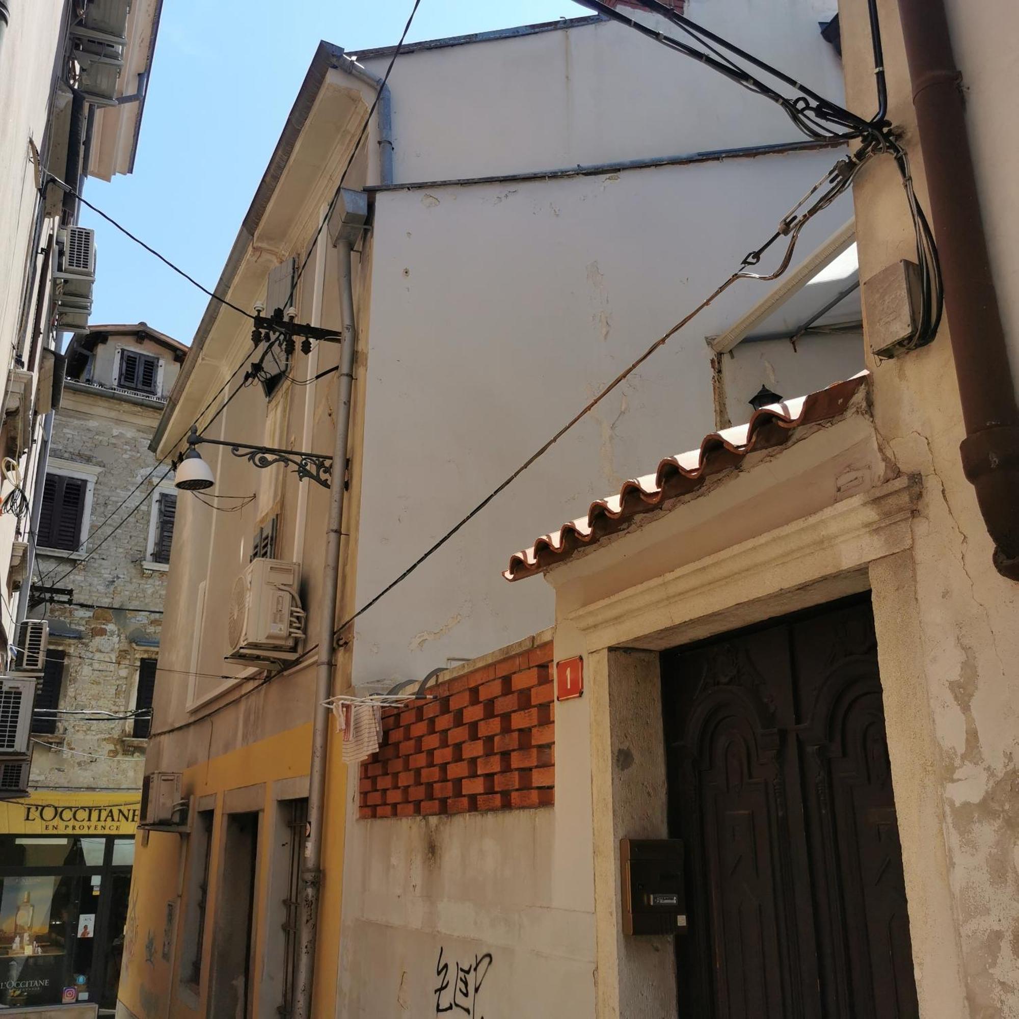 Apartma Jelena Daire Koper Dış mekan fotoğraf